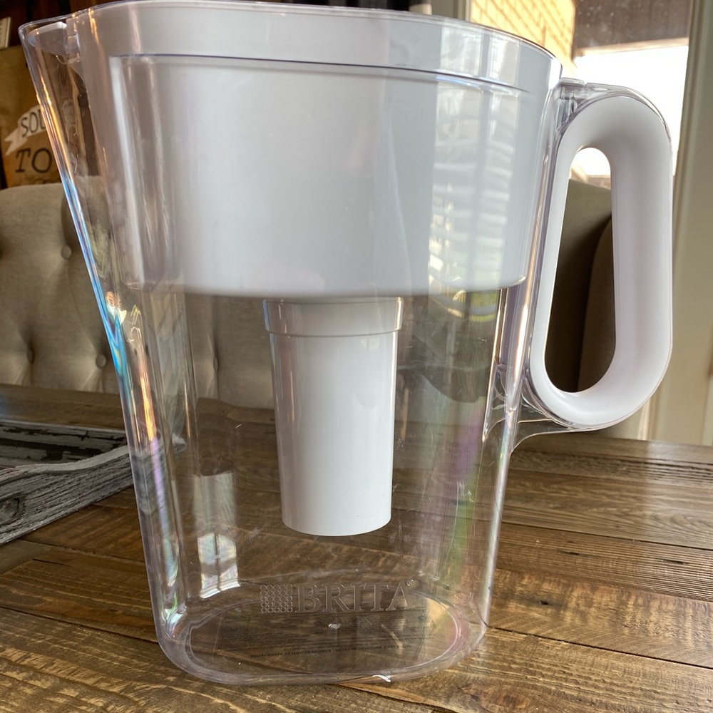 Brita Gallon Electronic Pitcher